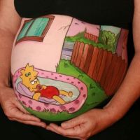 Pregnant-Belly-Painting-Maggie-Simpson